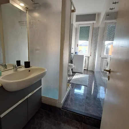 Certosa District 3 Apartament *