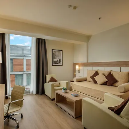 Doubletree By Hilton Hotel 4*