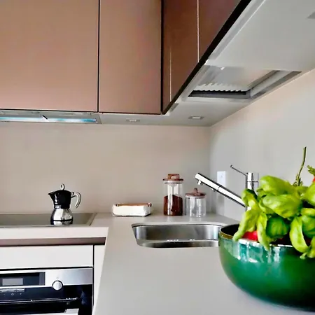 Appartement San Babila Tower With Panoramic Terrace Overlooking Duomo By Rentopolis *