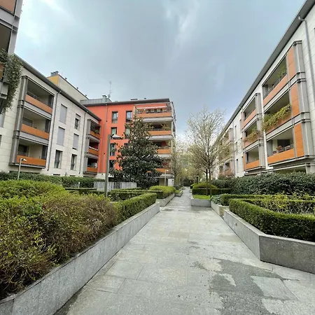 Apartamento Via Tortona 10 *