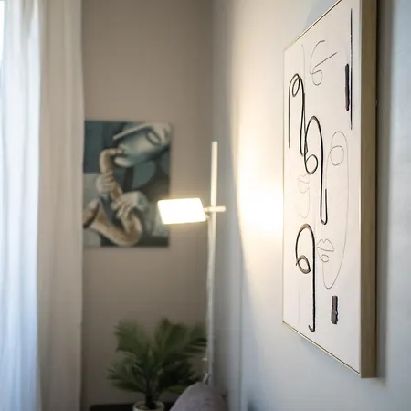 شقة Duomo, La Residenza Isabella - Via Pantano House ميلان