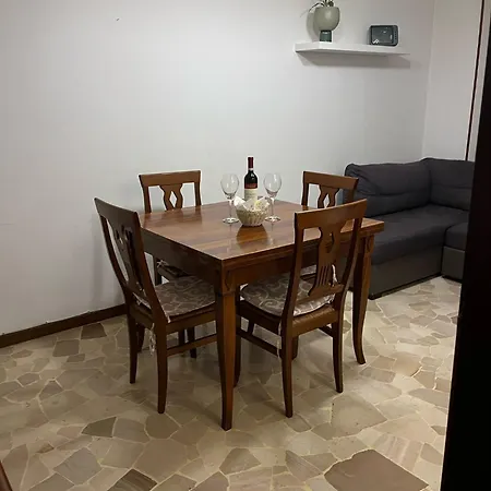 Bilocale Design Week E Fashion Week Apartment