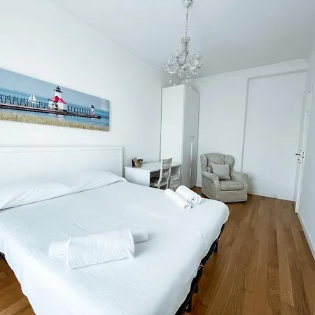 White Pearl - Citycenter - Large & Elegant Flat Apartamento