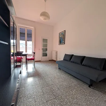 Hbhall Residenze Darsena Mediolan