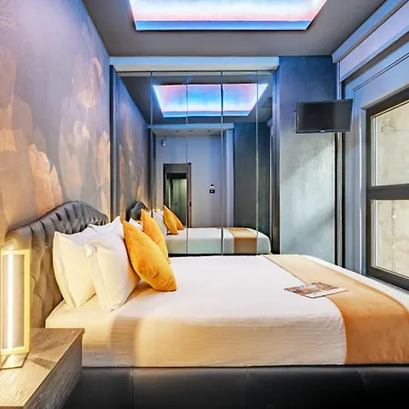 Apartment Heart Duomo District Milan