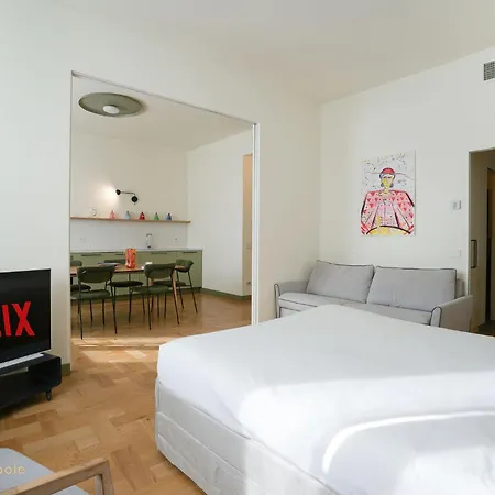 Navigli House, Trilocale Con Vista Fiume Διαμέρισμα