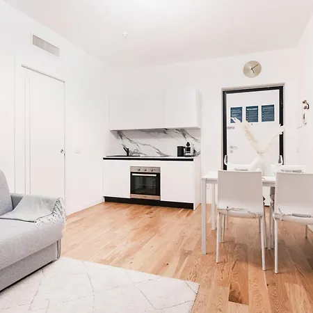 Easylife - - Modrone 28 S1 - Duomo * Milánó