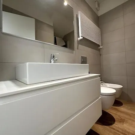 Navigli Oasis Between Fashion & Lifestyle Apartment Milan