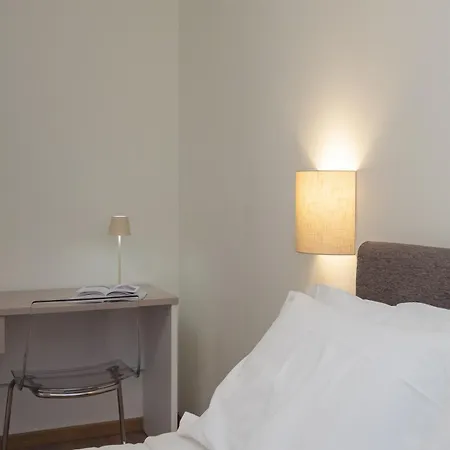 Spacious 2bdr With Balcony Arco-sempione Area, By Rentopolis Apartamento *