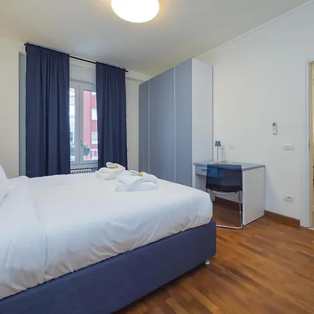 Spacious 2bdr With Balcony Arco-sempione Area, By Rentopolis Milão