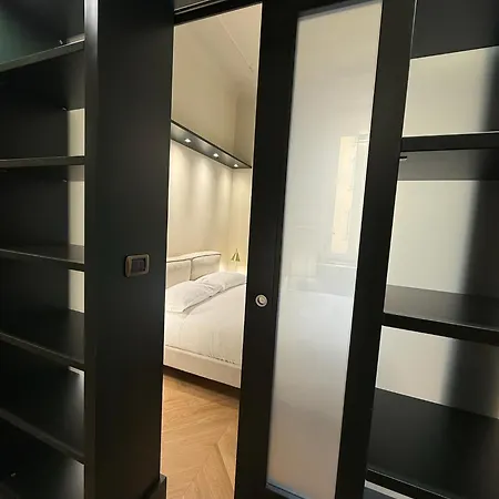 Lusso In Palazzo D'epoca Apartment *