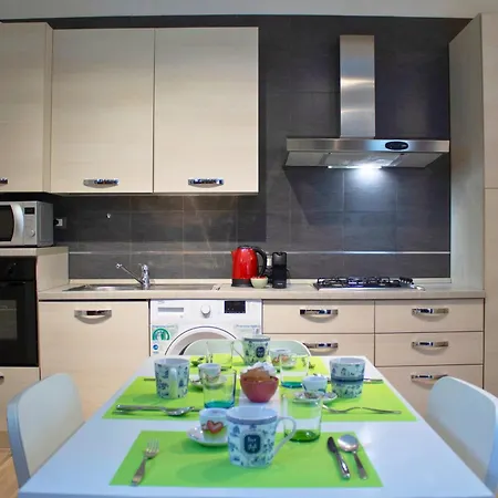 M3 Brenta - Prada District Loft Apartman *