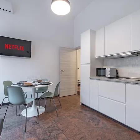 20 Minutes By Metro From The Centre Of