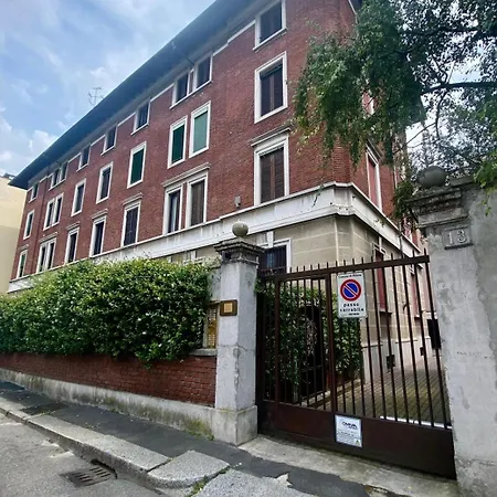 Casa Estia - Mico, Fiera Milano, Citylife, San Siro, Metro 2 Min - Refined Historic