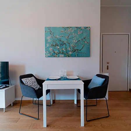 Lovelyhousebraida Nyaraló