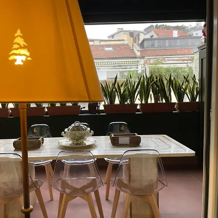 La Terrazza Tra I Tetti Апартаменты *