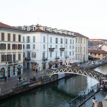 Easylife - Charme E Comfort Nel Cuore Dei Navigli