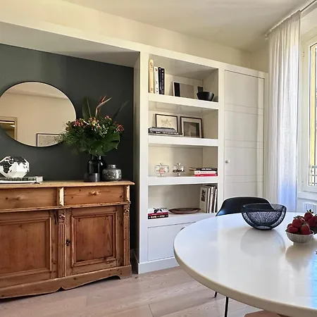 Lily Pads -elegant Apartment- In The Center Milano
