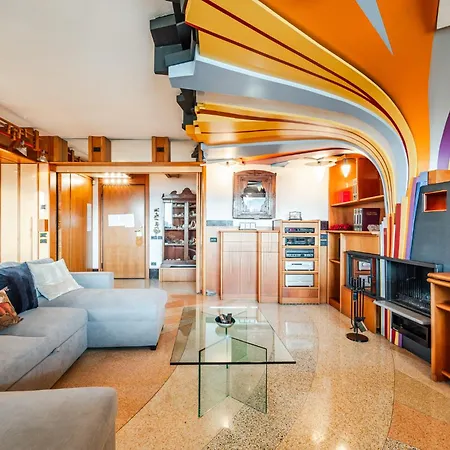 Luxury Penthouse - Sauna, Garage, Office, Terrace Holiday home *