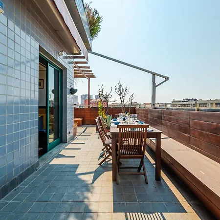 Luxury Penthouse - Sauna, Garage, Office, Terrace Holiday home Milan