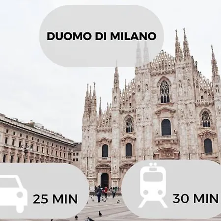 Tram Sotto Casa - In Duomo In Un Attimo