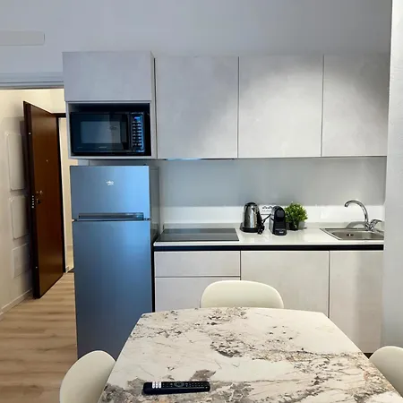 Mihouse Res Apartament *