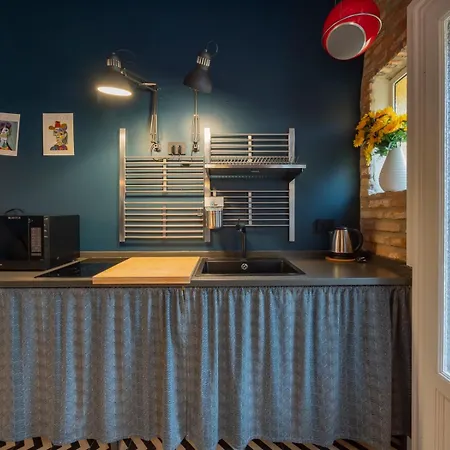Apartman Design - Bernardino De Conti 6 *