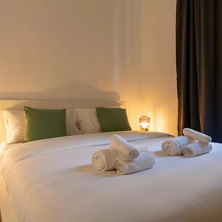 Daire Casa Maciachini-green Suite-m3 10 Minutes To Duomo