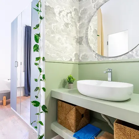 Casa Maciachini-green Suite-m3 10 Minutes To Duomo Milano
