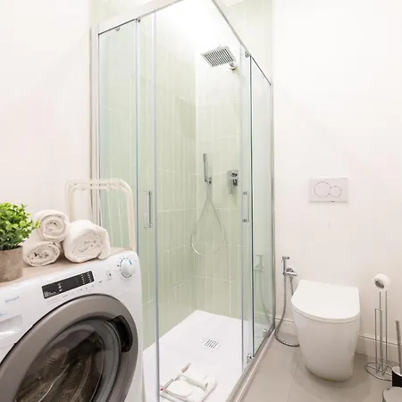 Daire Casa Maciachini-green Suite-m3 10 Minutes To Duomo *