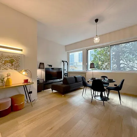 Homeby, Casa Anna Mediolan