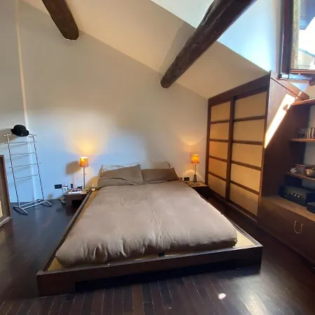 דירה Adalbert House On 2 Levels
