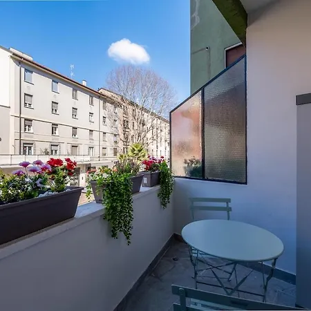 Bright Elegant Flat With Balcony, Portello * Milano