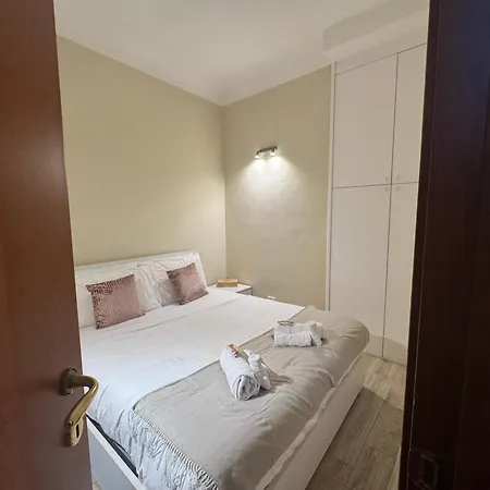 La Regina Delle Locazioni Ai Navigli 2 Apartament