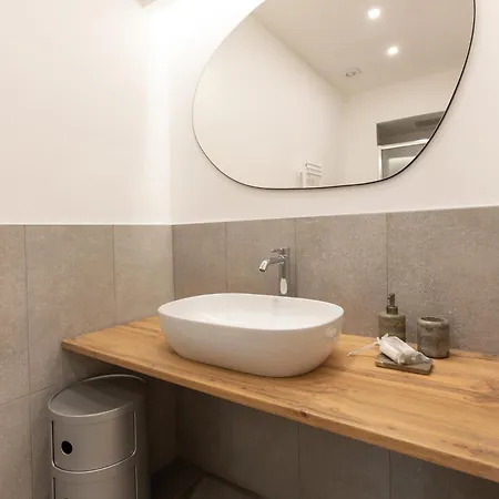 Apartment Splendido Quadrilocale Darsena - Mirable Pm