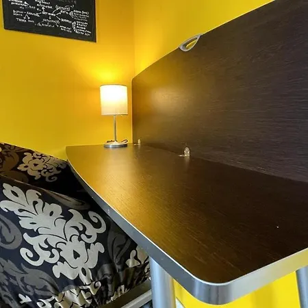 Stylish Duplex On Two Levels 15 Mins From Duomo Milan