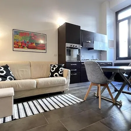 Stylish Duplex On Two Levels 15 Mins From Duomo * Milan