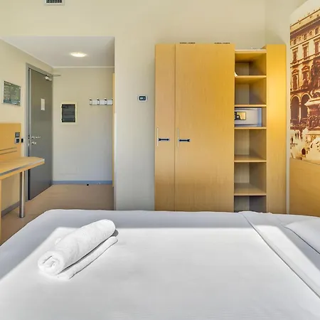 Hotel La Spezia Milán