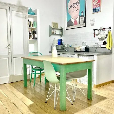 Stilish 2 Bedrooms With Terrace, Design District - Paolo Sarpi Милан
