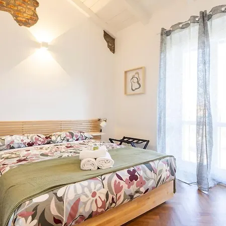 Apartamento 15th-century Apt, City-mxp Train