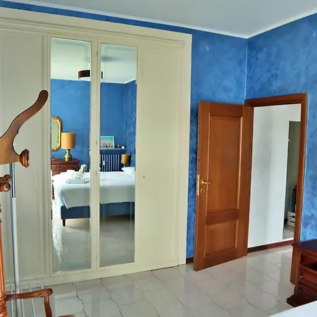 Cozy Room In Elegant Flat Shared With Alex, Tube 5 Min Walking