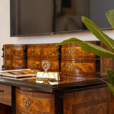 The Golden Retreat - San Babila Duomo * 米兰