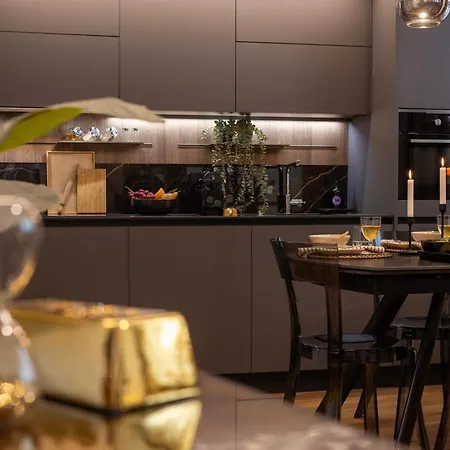 The Golden Retreat - San Babila Duomo * 米兰