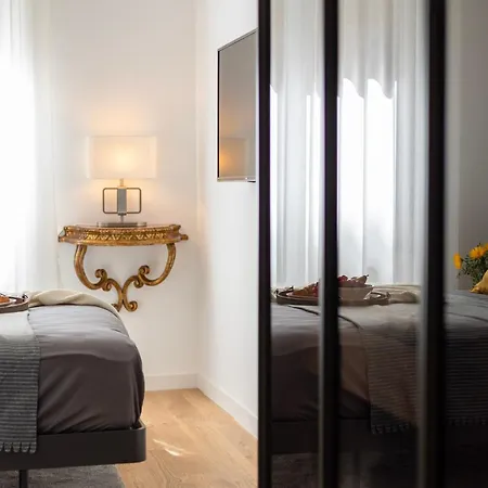 The Golden Retreat - San Babila Duomo 米兰