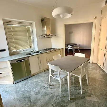 Apartamento Brand New Near Center