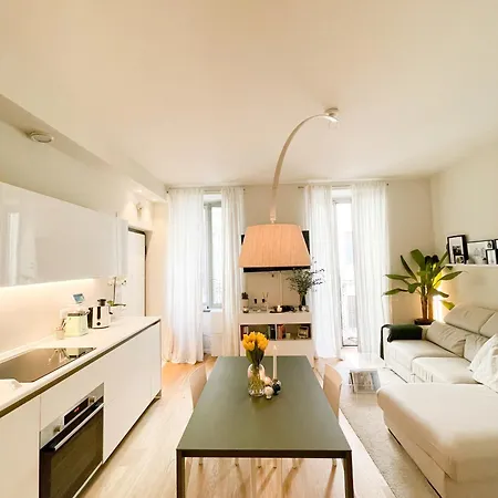 New Quiet And Design In The Heart Of Lägenhet *