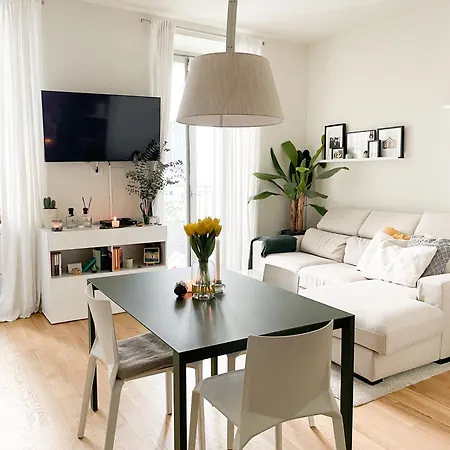 New Quiet And Design In The Heart Of Lägenhet *