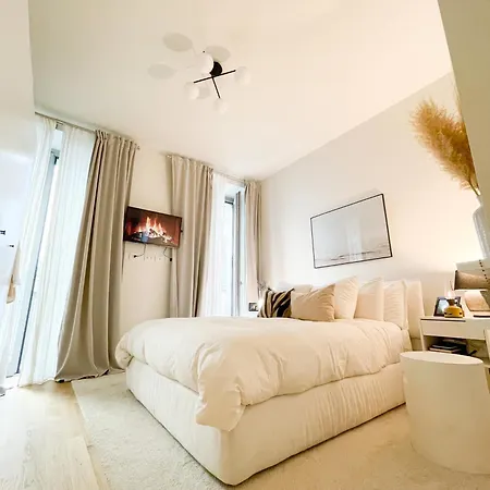 Lägenhet New Quiet And Design In The Heart Of *