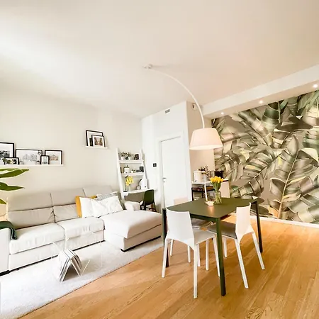 New Quiet And Design In The Heart Of Lägenhet