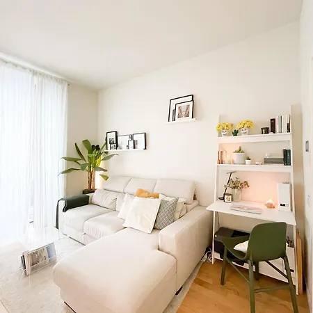 Lägenhet New Quiet And Design In The Heart Of